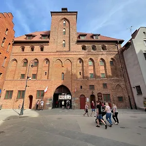 Apartment H&t Old Town Szeroka 36, Gdansk